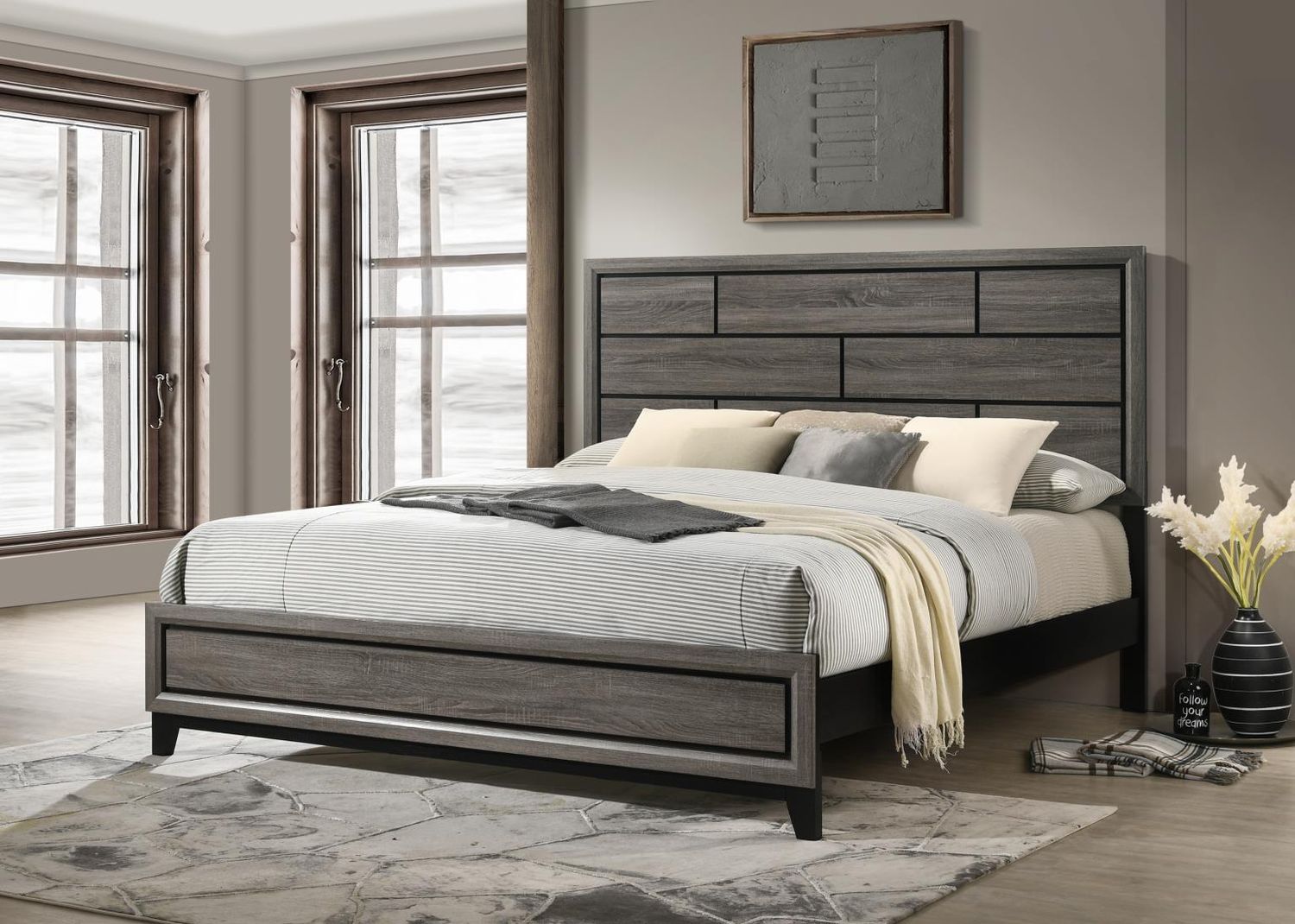 B371 - Bed, Size: Queen