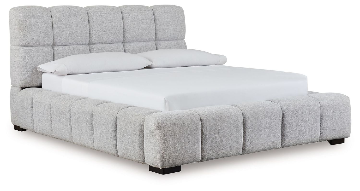 Grendusk - Upholstered Bed, Size: Queen