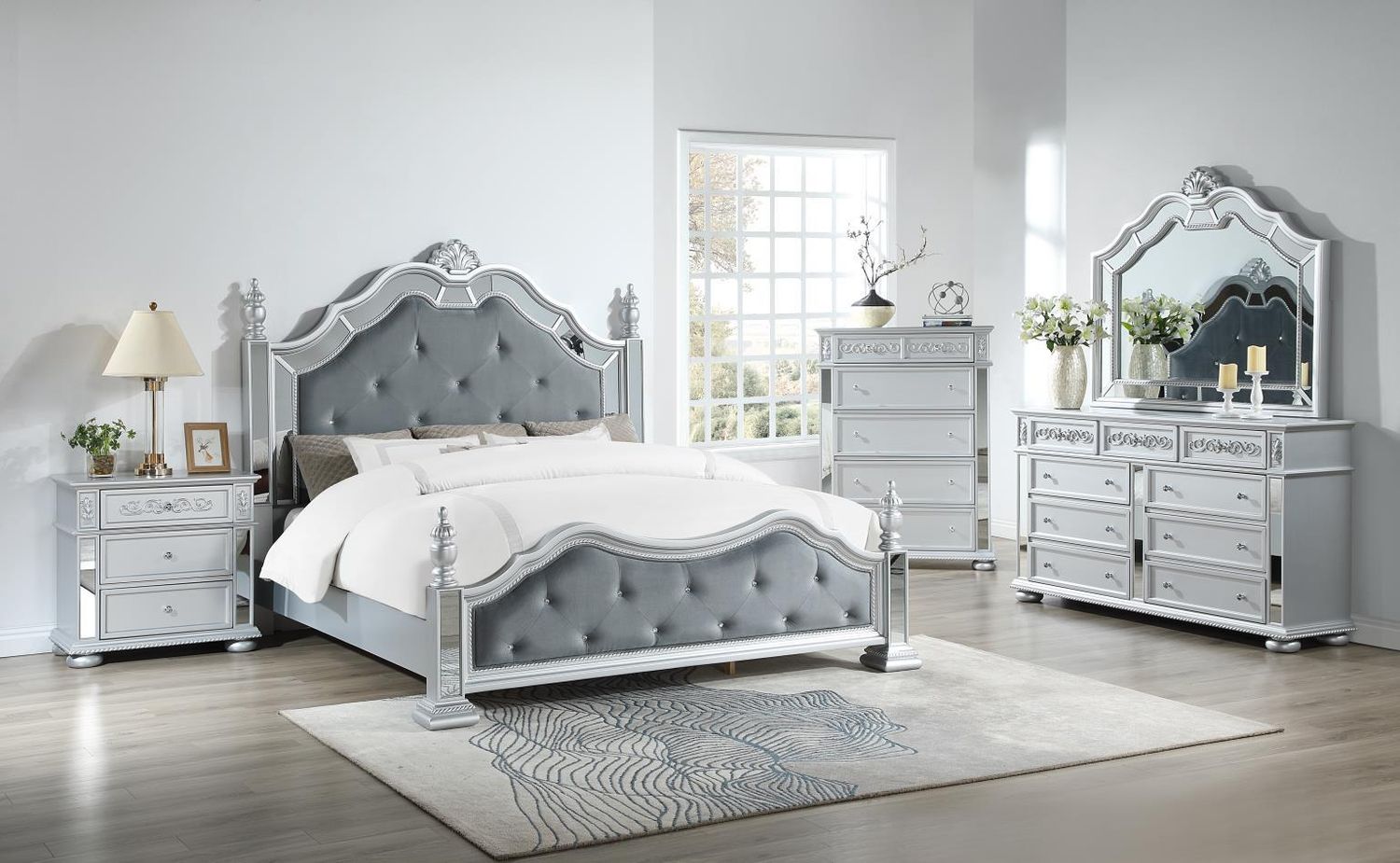 B092 - Bedroom Set, Sets: 5 Pc. Bed, Dresser, Mirror, Chest, Nightstand, Size: King