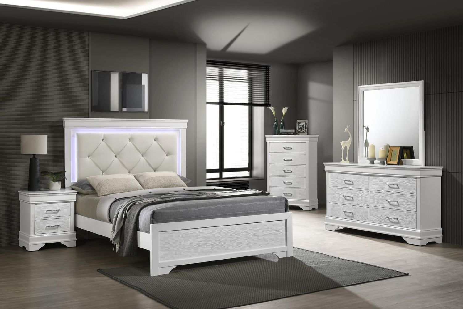 B396 - Bedroom Set, Sets: 3 Pc. Bed, Dresser, Mirror, Size: Twin