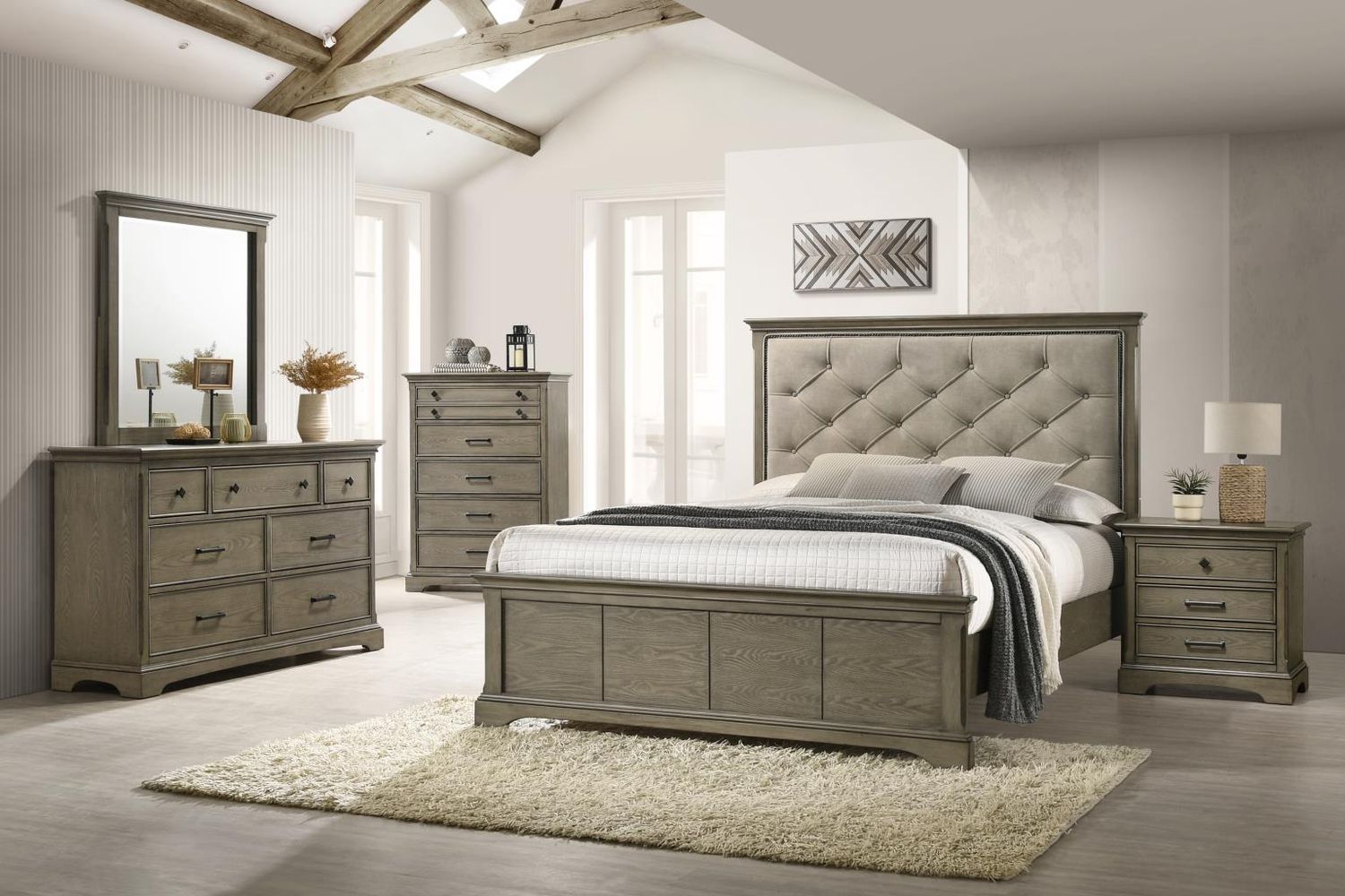B312 - Bedroom Set, Sets: 3 Pc. Bed, Dresser, Mirror, Size: King