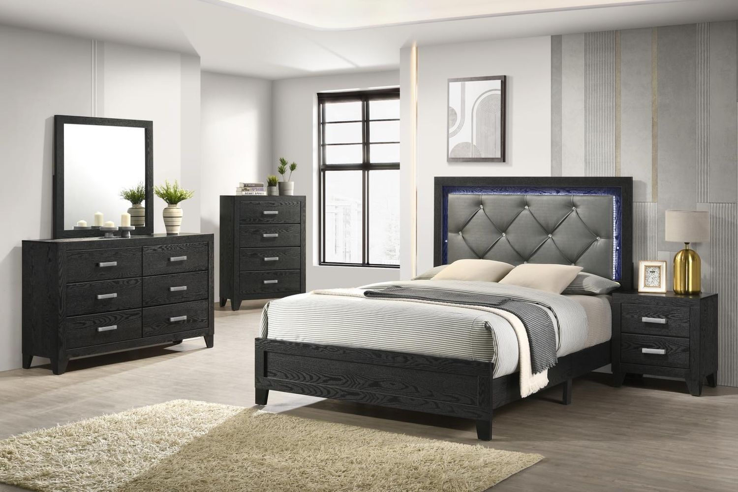 B385 - Bedroom Set, Sets: 3 Pc. Bed, Dresser, Mirror, Size: Full