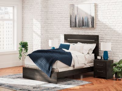 Hollivern - Panel Bed