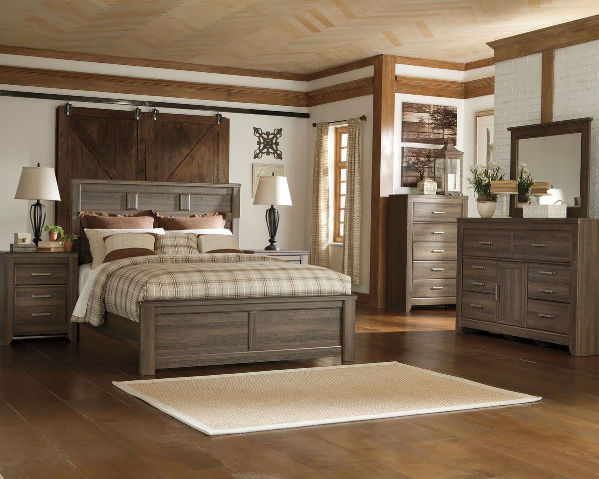Juararo - Panel Bedroom Set, Sets: 6 Pc. Bed, Dresser, Mirror, Chest, Size: Queen