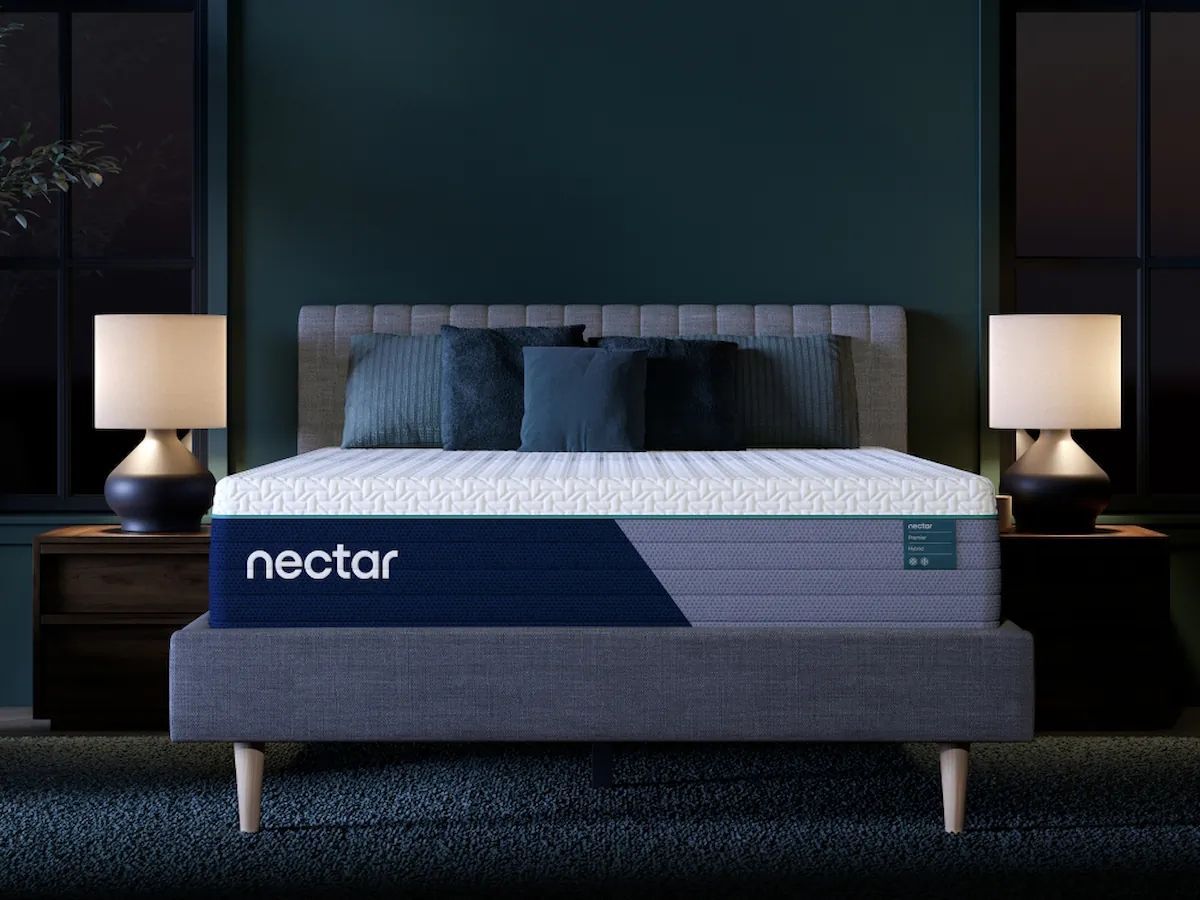 Nectar Premier Hybrid - King Mattress - White - White / King