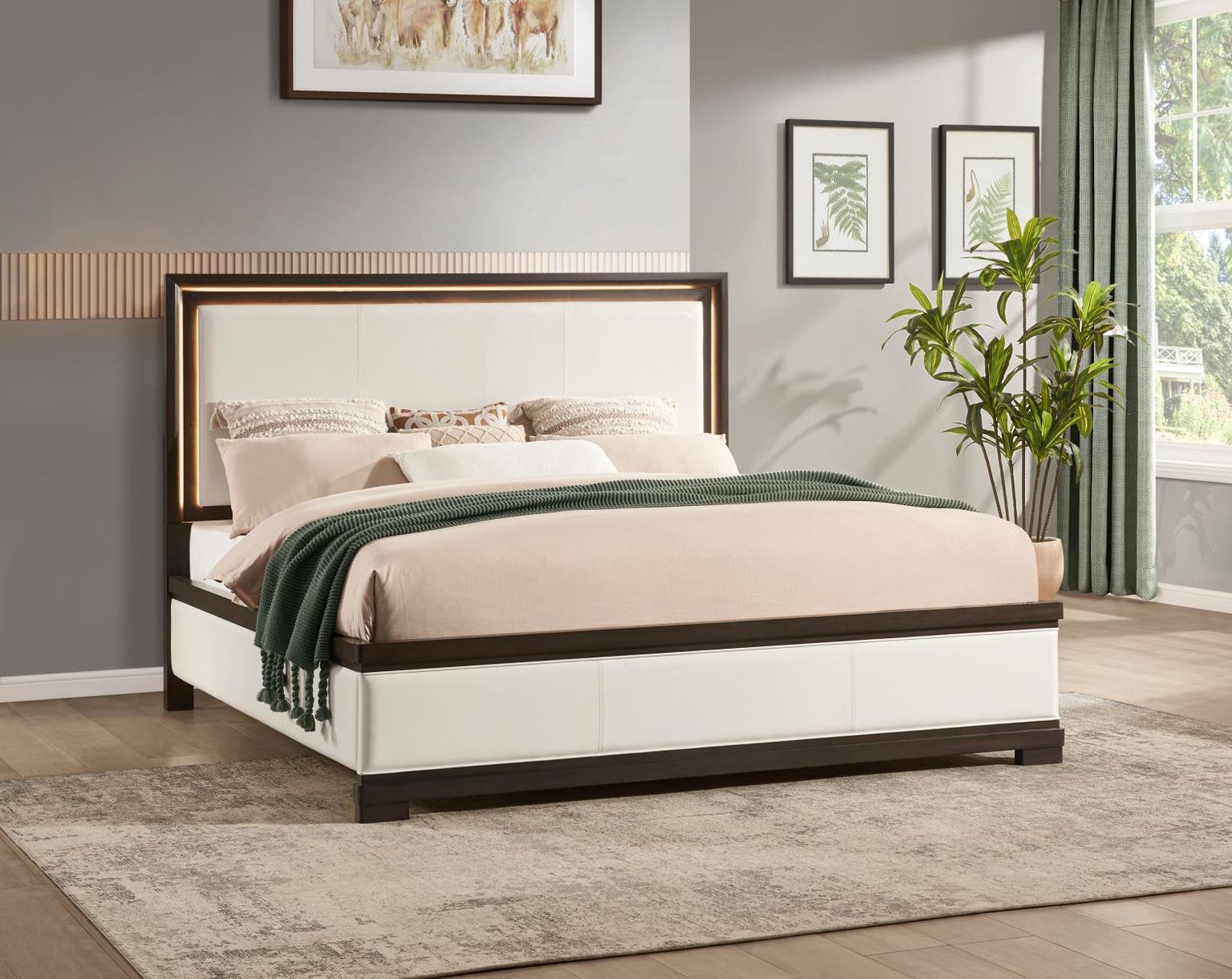 B126 - LED Queen Bed - White - White / Queen
