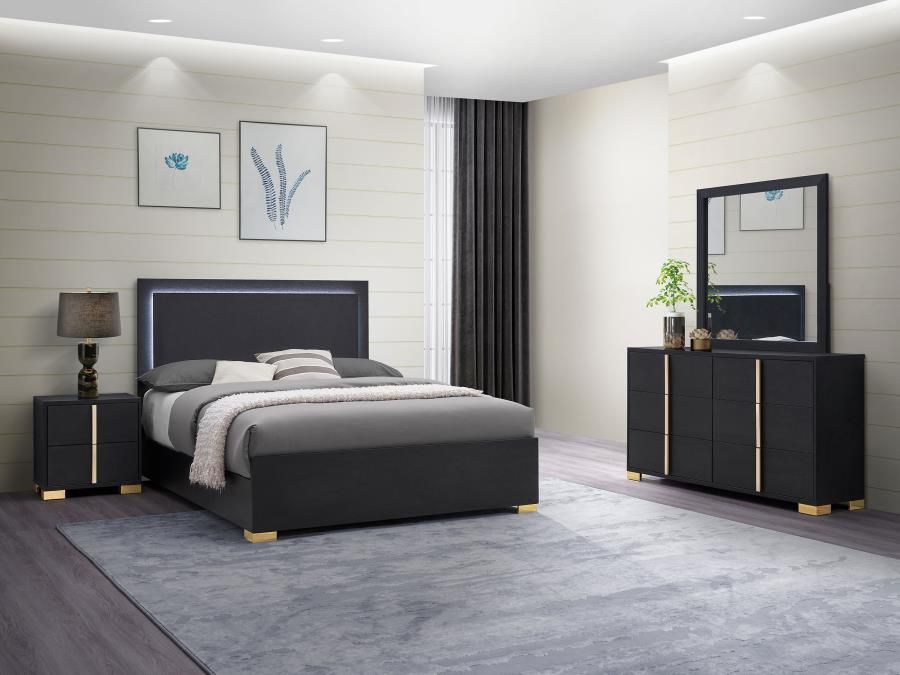 Marceline Bedroom Set Black, Sets: 4-Piece, Size: Full