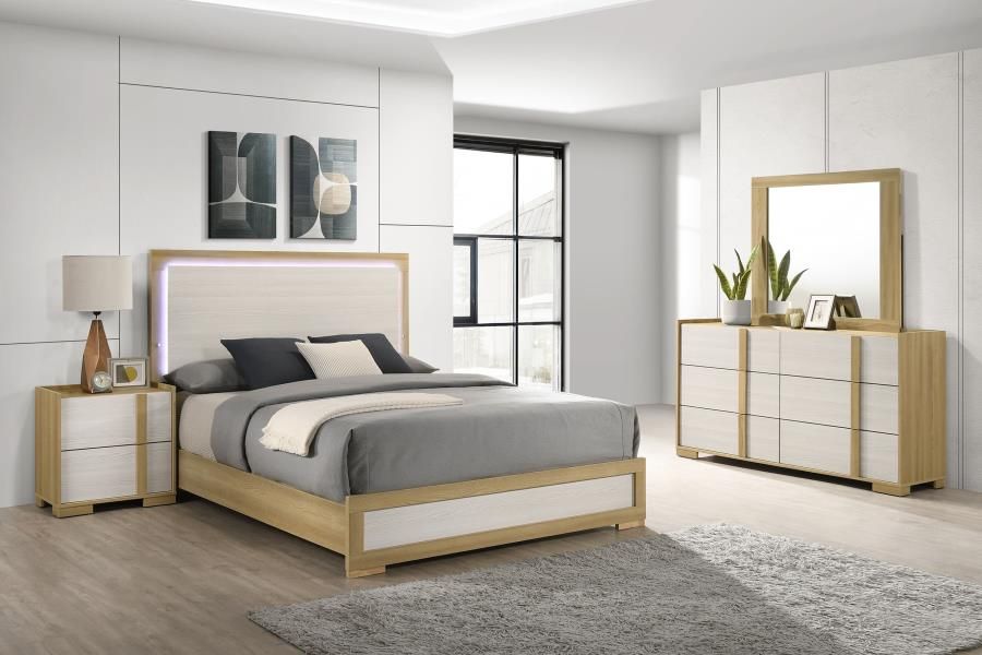 Hyland Bedroom Set Natural, Sets: 4-Piece, Size: Eastern King