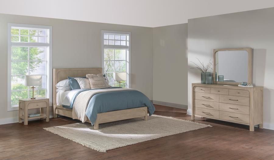 Solano Bedroom Set Weathered Mango (222521), Sets: 4-Piece, Size: Eastern King