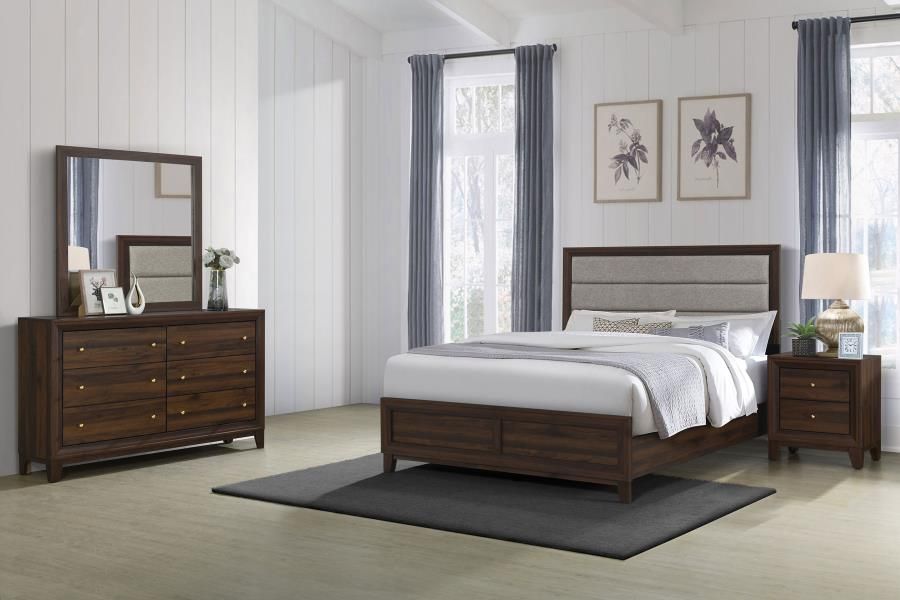Welsley Bedroom Set Walnut, Sets: 4-Piece, Size: Eastern King