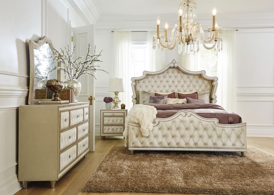 Antonella Bedroom Set Ivory, Sets: 4-Piece, Size: Eastern King
