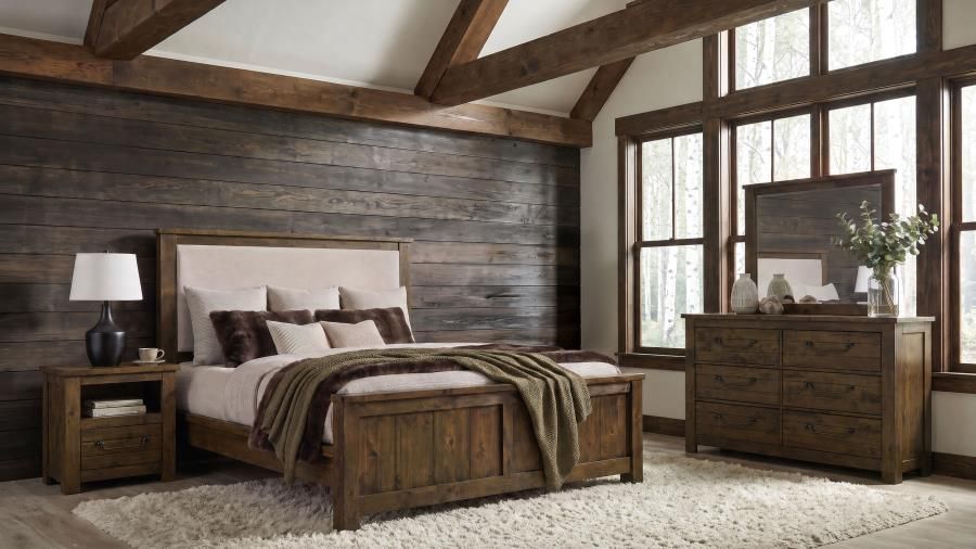 Doherty Bedroom Set Rustic Brown, Sets: 4-Piece, Size: Eastern King
