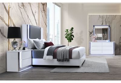 Ylime - 4 Piece Bedroom Set (Bed, Dresser, Mirror, Nightstand)