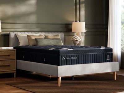 DreamCloud Luxe Hybrid - King Mattress - White - Blue / King