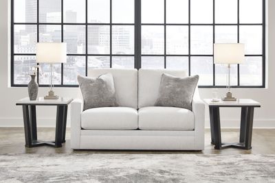Maitelynn - Loveseat - Chalk