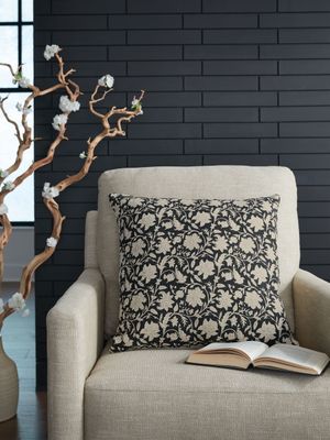 Alanderson - Pillow (Set of 4) - Black / Ivory