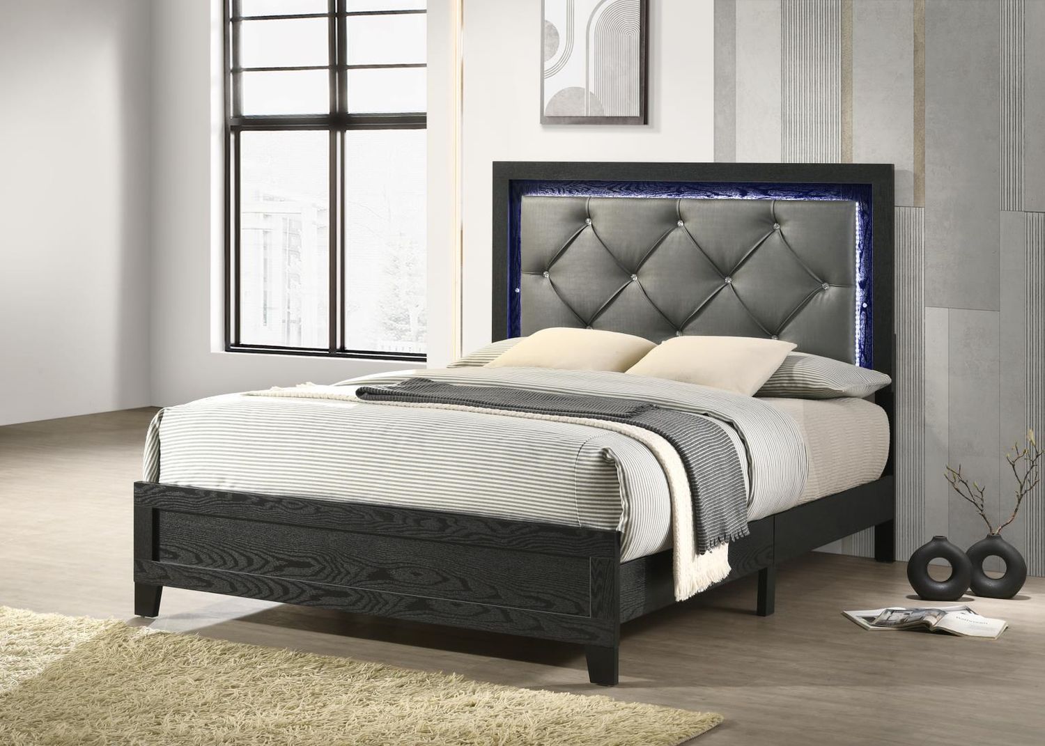 B385 - LED Full Bed - Black