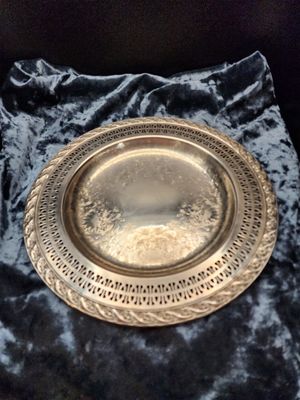 10&quot; Silver tray marked Spring Flowers Wm Rogers &amp; Sons | #401