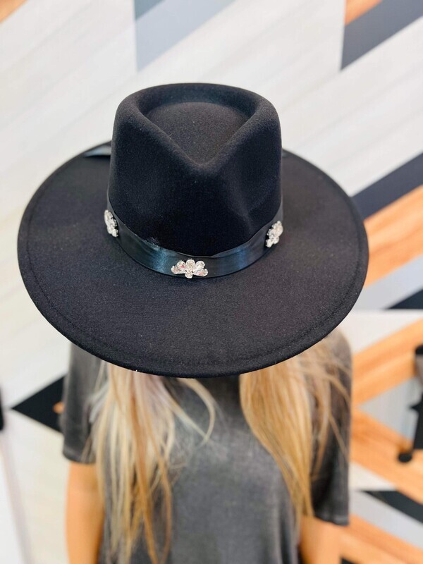Studded Flower Hat- Black