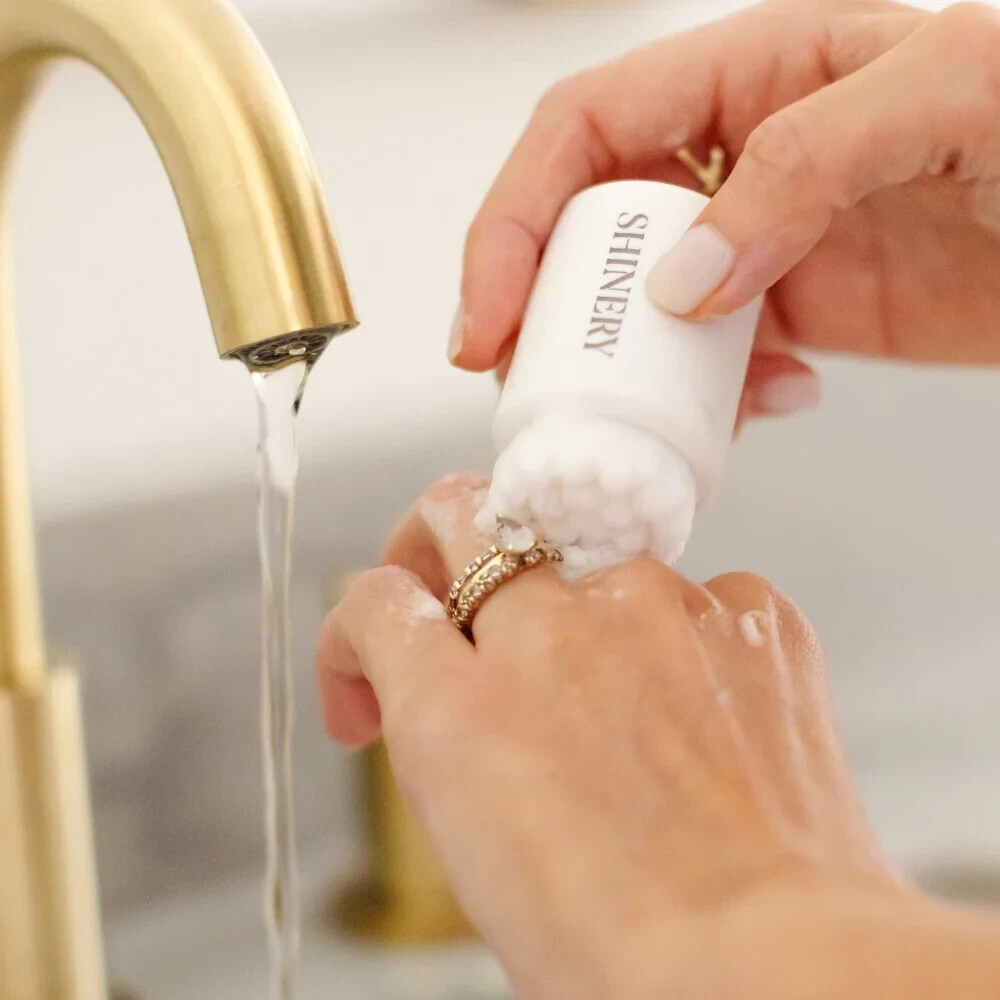 VG Shinery Radiance Brush