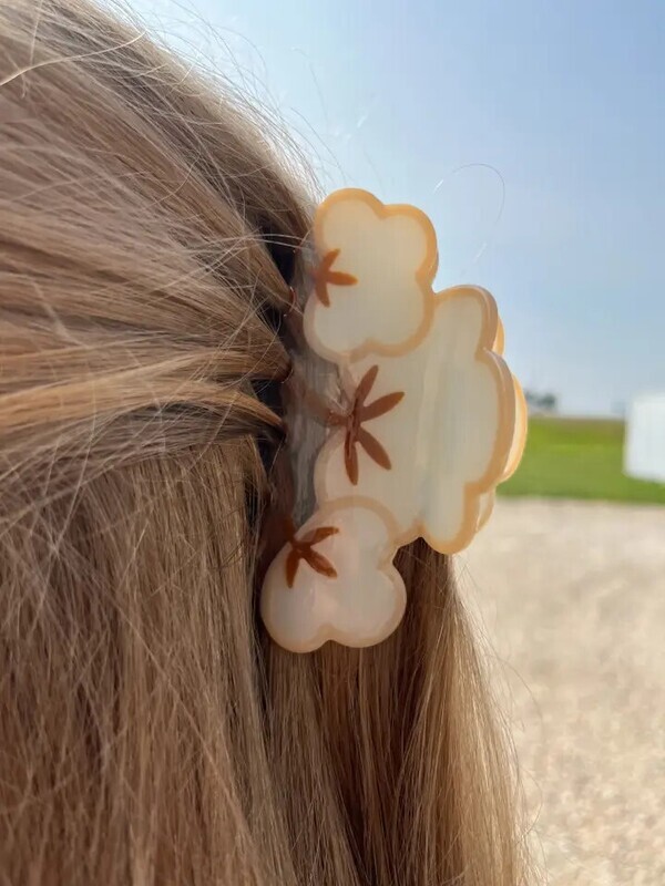 Cotton Claw Clip