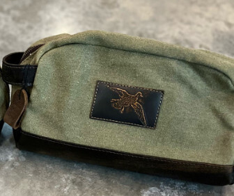 Zeppro Olive Toiletry Bag - Duck