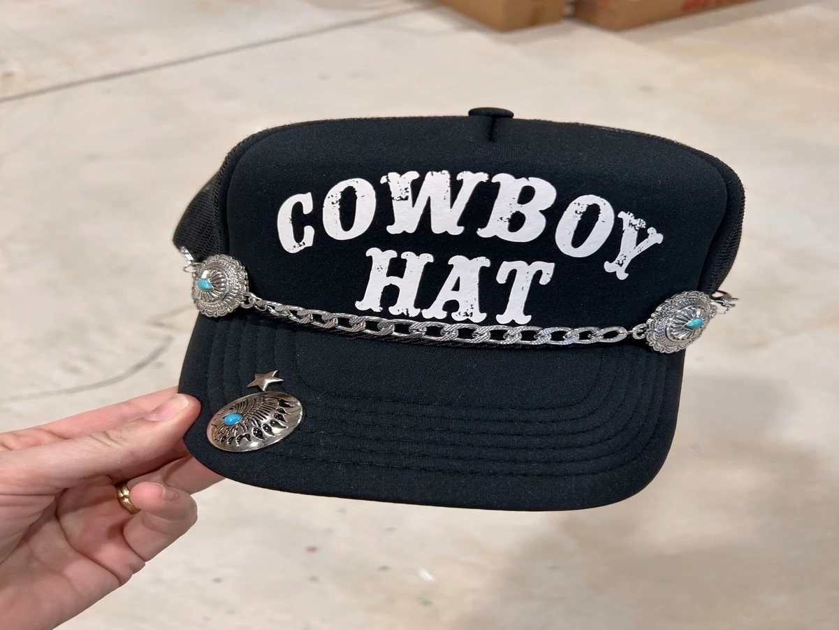 Turquoise &amp; Embossed Trucker Hat Chain