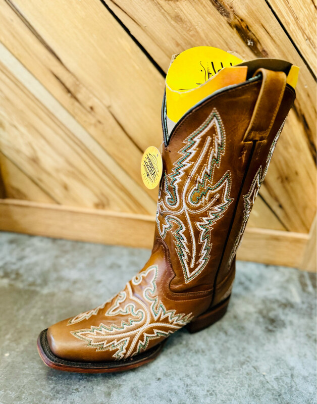 Golden Embroidery Wide Sq Toe Boot