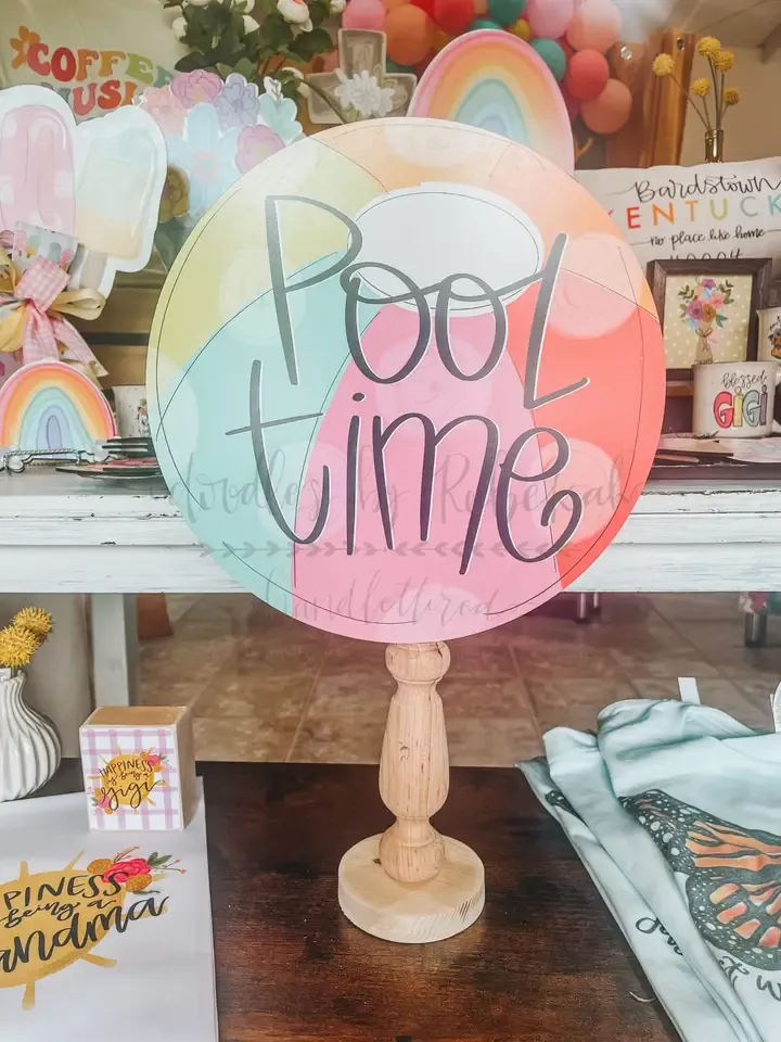 Pool Time Topper