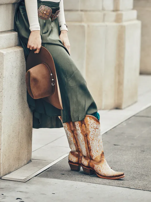 Crackled Straw Embroidery Boot