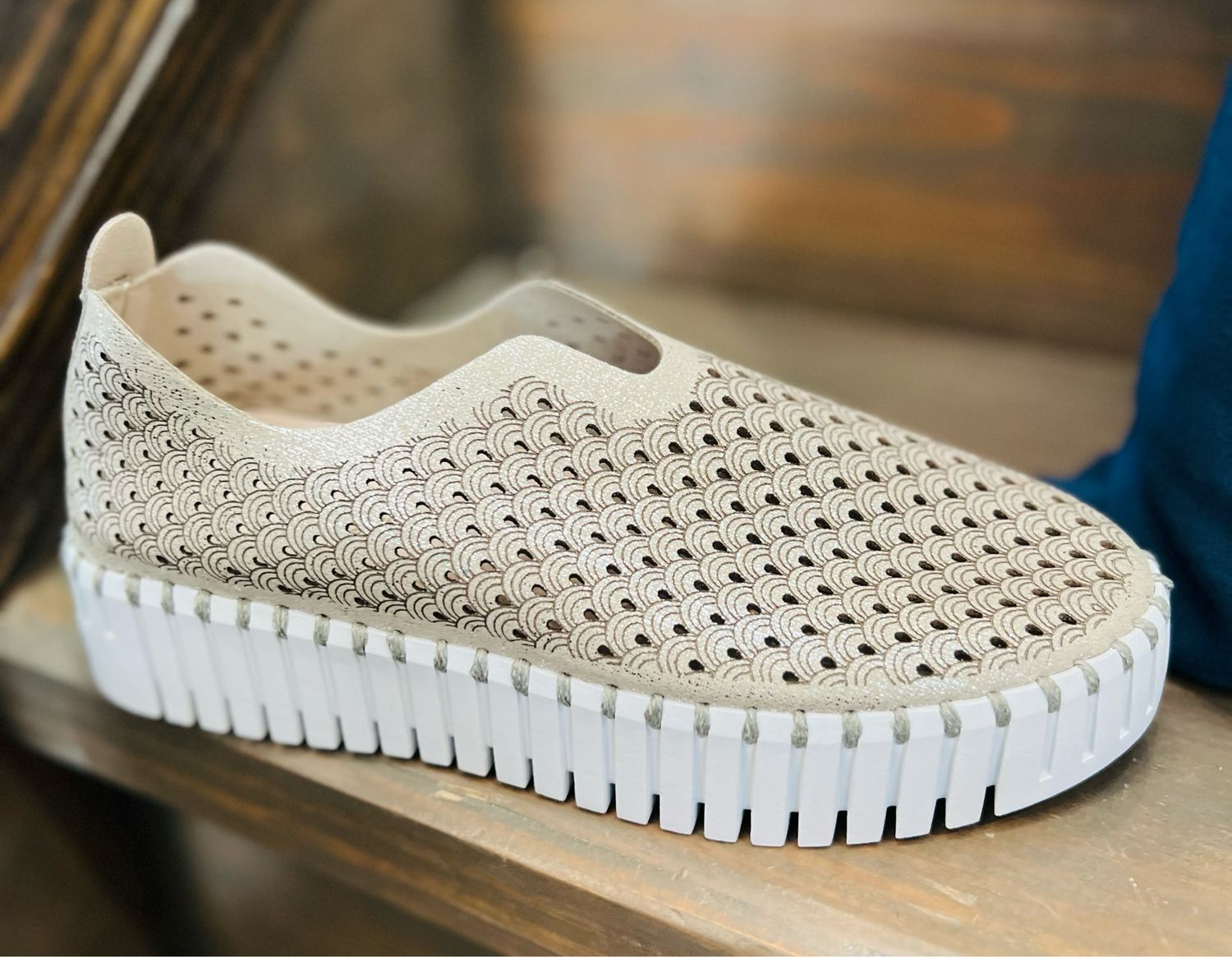 Tulip Flats-Silver