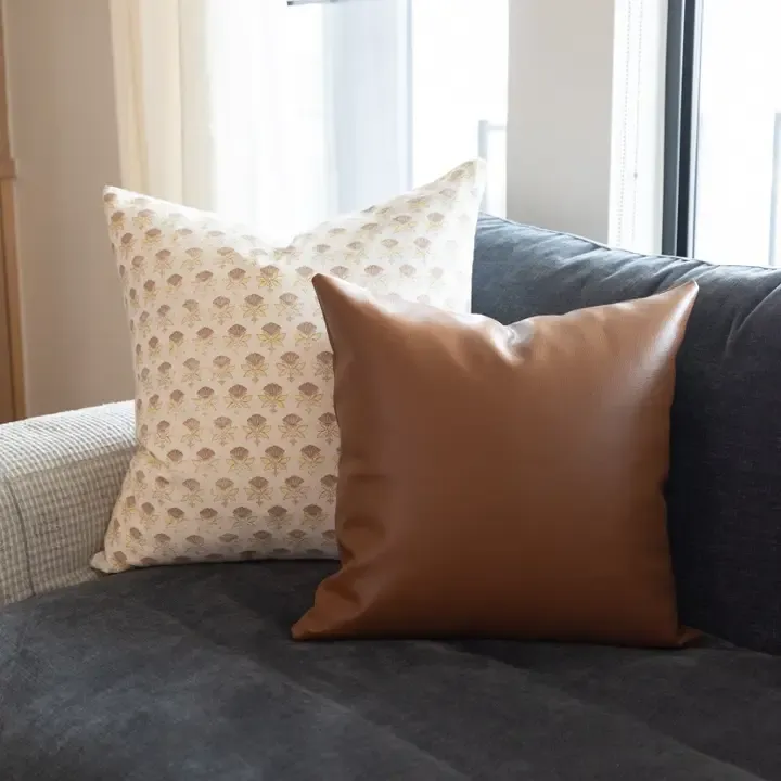 Milo 20x20&quot; Pillow