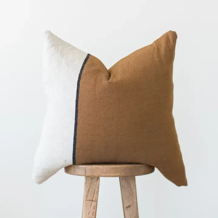 Brie 22&quot; Pillow