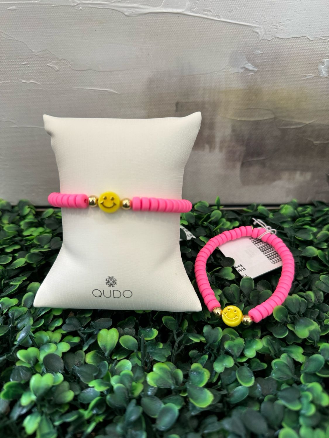 Kids Hot Pink Rubber Beads/Yellow Smiley Bracelet