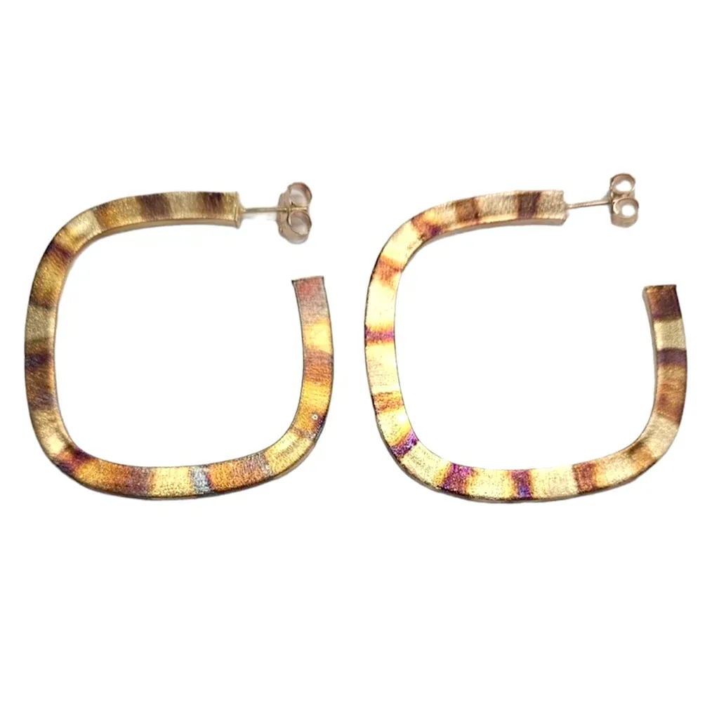 CS Square Elise Hoops-Brushed Gold Antique