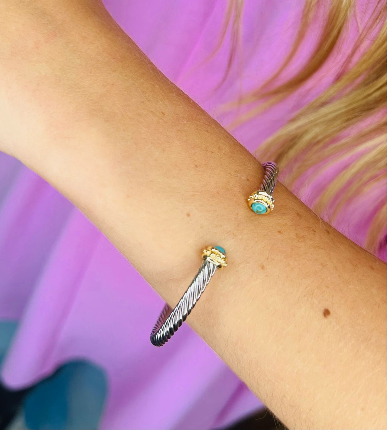 VG Silver Twisted Turq Stone Cuff