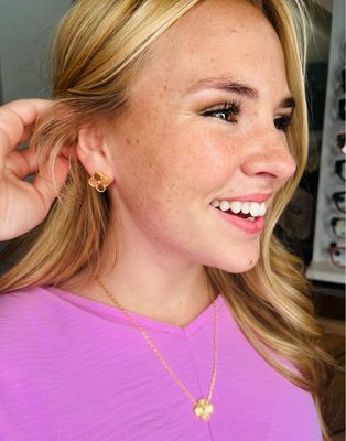 VG Gold Single Clover Necklace