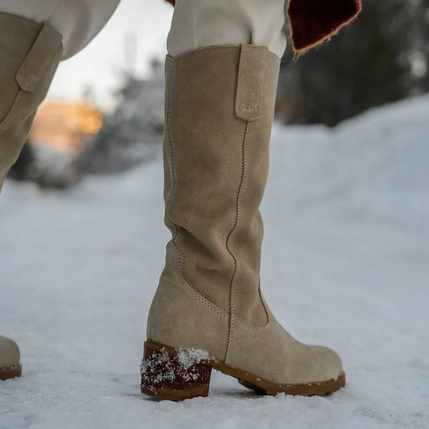Tallow-Beige
