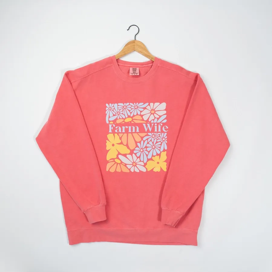 Farm Wife Floral Crew