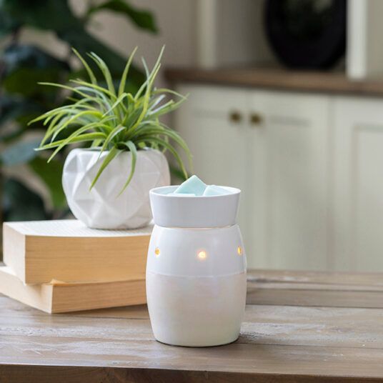 Midsize Illumination Fragrance Warmer Iridescent