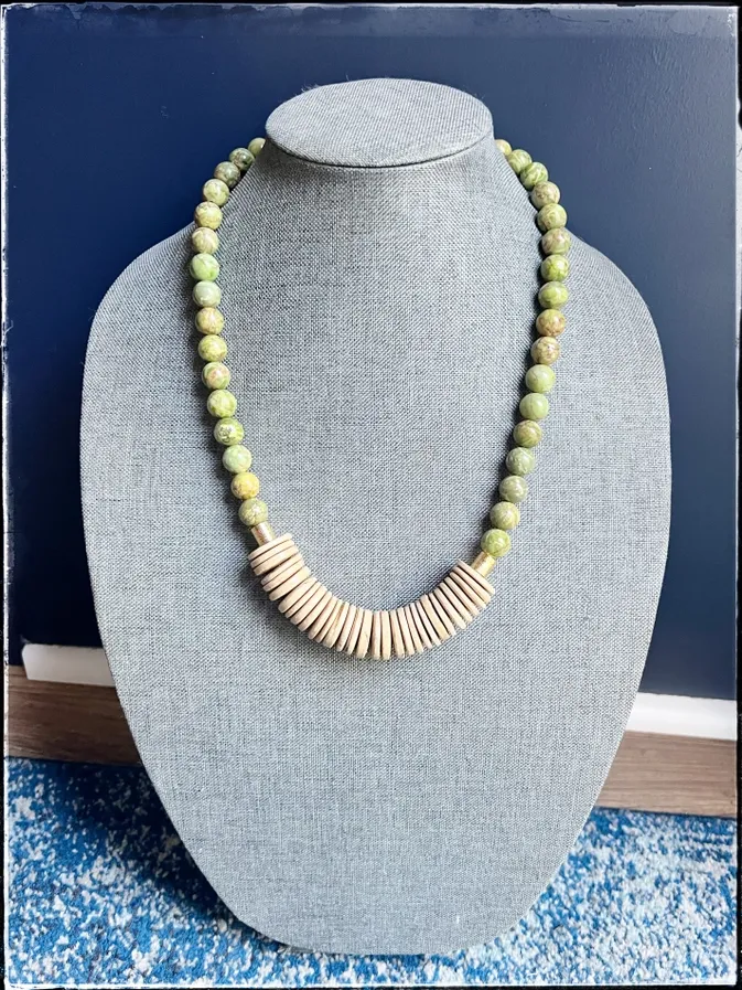 Short Wood African Turquoise Bead Green Necklace