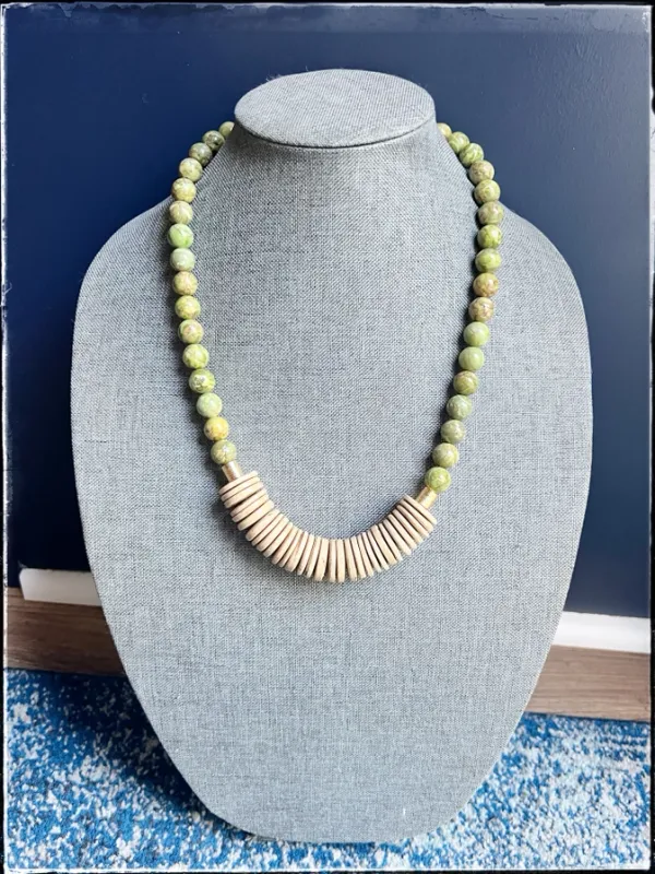 Short Wood African Turquoise Bead Green Necklace