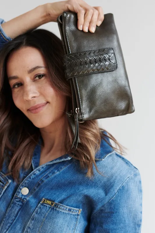 Malabar Leather Crossbody-Black