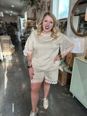 LG Elegance in Beige Tee