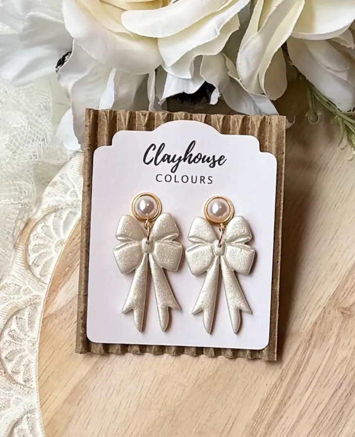 Bow Earrings-Pearl White