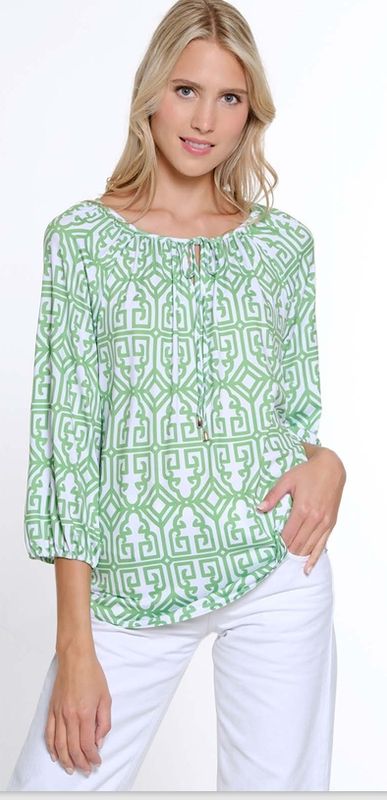 Clsgrn Peasant Top