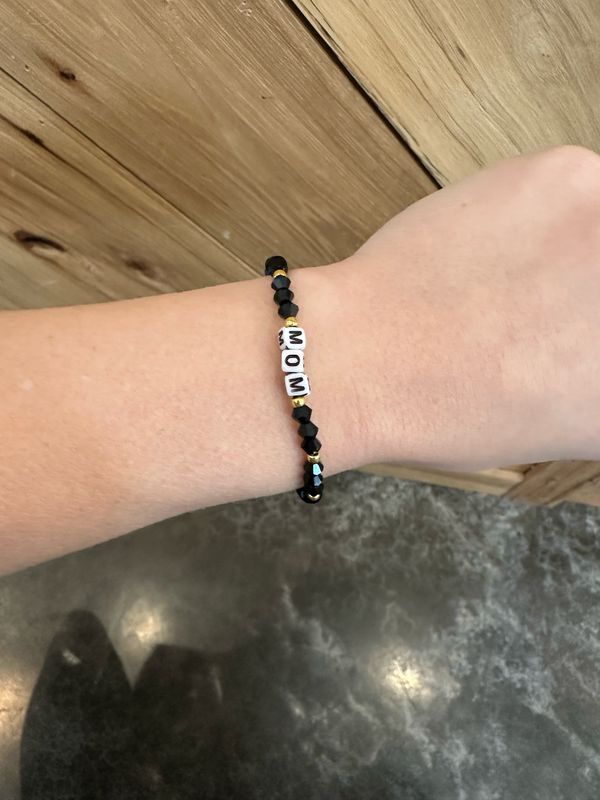 VG Mom BLK Bracelet