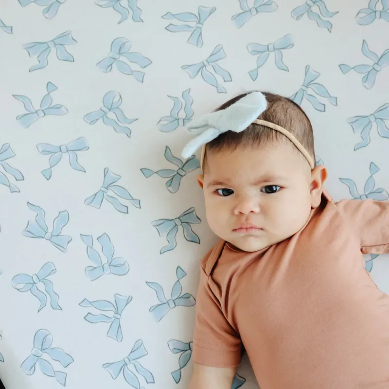 Daphne Premium Crib Sheet