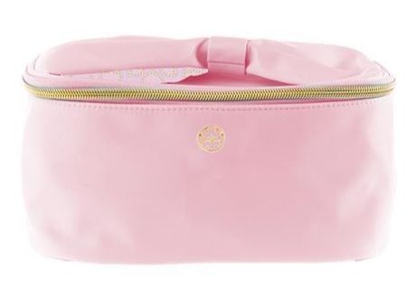 Kiss &amp; Makeup Light Pink