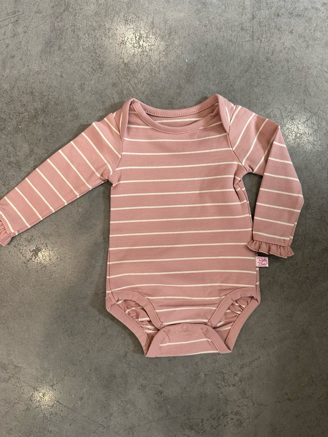 CS Ivory Stripe Knit LS Ruffle-Mauve